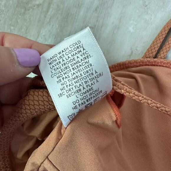 Peixoto One Piece Open Back Swimsuit Size Small - Picture 5 of 5